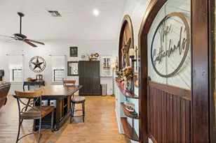 836 Pecan St, New Ulm, TX 78950 - Photo 7