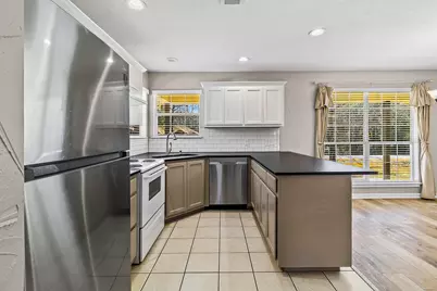 195 Oak Valley, Livingston, TX 77351 - Photo 11