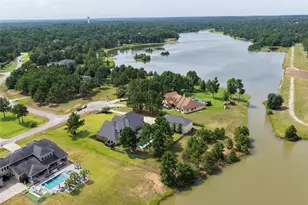 9108 Ridgelake Ct, Montgomery, TX 77316 - Photo 47