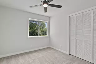 211 Avenue I, Alvin, TX 77511 - Photo 19
