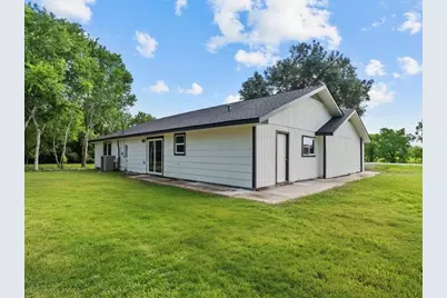 211 Avenue I, Alvin, TX 77511 - Photo 25