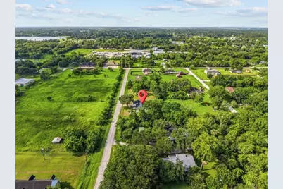 211 Avenue I, Alvin, TX 77511 - Photo 29
