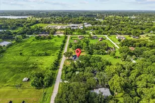 211 Avenue I, Alvin, TX 77511 - Photo 29