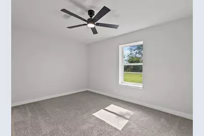 211 Avenue I, Alvin, TX 77511 - Photo 17