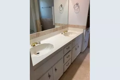 1709 Beaver Springs Court, Houston, TX 77090 - Photo 9