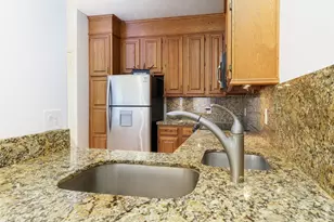 2209 S Braeswood Blvd, Houston, TX 77030 - Photo 3