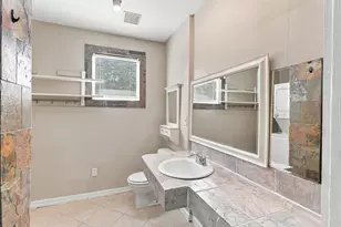 4505 Larch Ln, Bellaire, TX 77401 - Photo 15