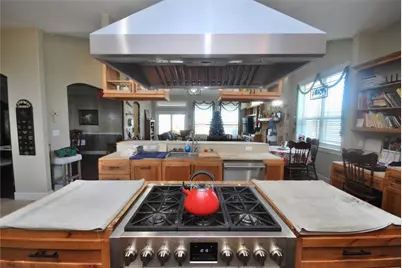 326 County Road 451, Waelder, TX 78959 - Photo 9