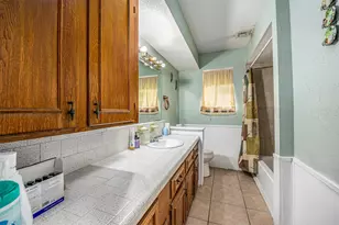 501 N Magnolia St, Highlands, TX 77562 - Photo 15