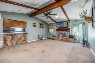 501 N Magnolia St, Highlands, TX 77562 - Photo 17