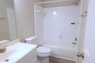 230 S Walden Elms Cir, The Woodlands, TX 77382 - Photo 7