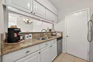 2277 S Kirkwood Rd, Houston, TX 77077 - Photo 21