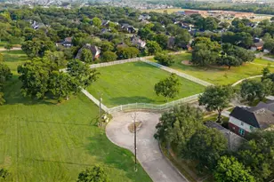 515 Deer Hollow Dr, Sugar Land, TX 77479 - Photo 29