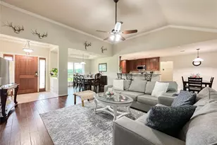 2818 Rustic Wood Ln, Rosharon, TX 77583 - Photo 9