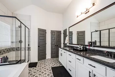 14231 Angelina Drive, Baytown, TX 77523 - Photo 23