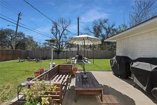 5503 Cheshire Ln, Houston, TX 77092 - Photo 19