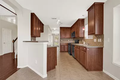 3714 Flannery Ridge Lane, Houston, TX 77047 - Photo 9
