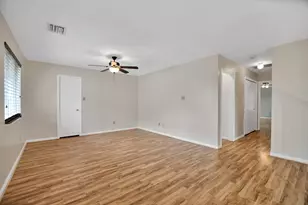 2939 Sailors Moon Dr, Friendswood, TX 77546 - Photo 25
