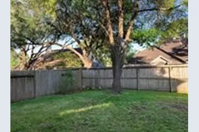 838 Island Meadow Court, Houston, TX 77062 - Photo 9