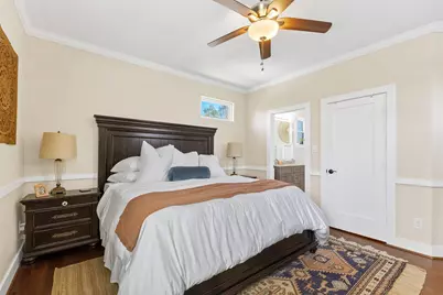 410 Peach Street, Tomball, TX 77375 - Photo 17
