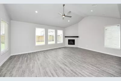 24522 Bradbury Woods Drive, Spring, TX 77373 - Photo 17