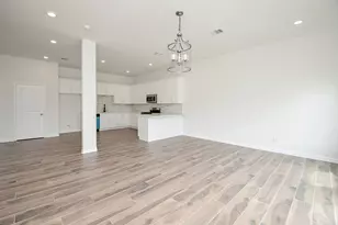 8630 Scott St, Houston, TX 77051 - Photo 7
