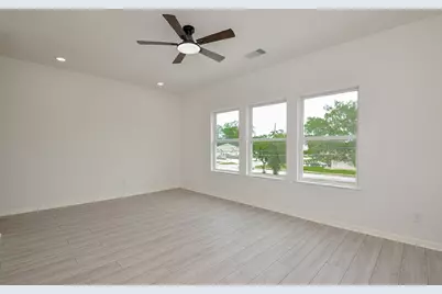 8630 Scott Street, Houston, TX 77051 - Photo 25