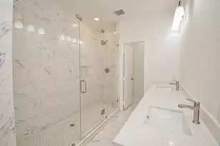 8630 Scott St, Houston, TX 77051 - Photo 27