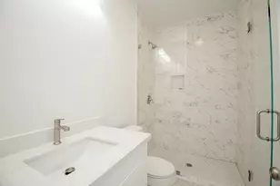 8630 Scott St, Houston, TX 77051 - Photo 19