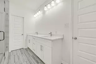 8630 Scott St, Houston, TX 77051 - Photo 25