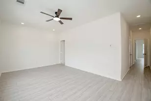 8630 Scott St, Houston, TX 77051 - Photo 23
