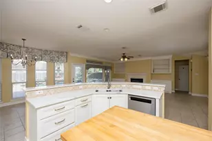 4214 Carlisle Ct Ct, Baytown, TX 77521 - Photo 19