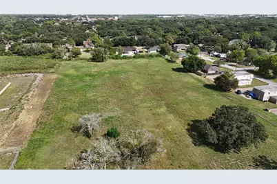 2401 4th Street, Rosenberg, TX 77471 - Photo 9