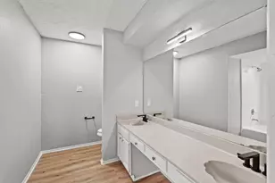 7215 Trogon Ln, Houston, TX 77083 - Photo 13