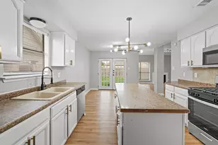 7215 Trogon Ln, Houston, TX 77083 - Photo 25