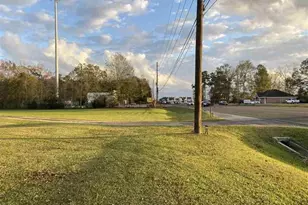 322 N Lhs Dr, Lumberton, TX 77657 - Photo 17