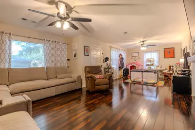 1413 Andrea, Bay City, TX 77414 - Photo 11