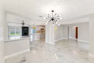 15719 Red Springs Dr, Houston, TX 77082 - Photo 3