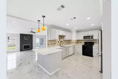 15719 Red Springs Drive, Houston, TX 77082 - Photo 7
