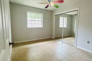 15719 Red Springs Dr, Houston, TX 77082 - Photo 13