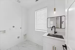 9233 Madera Rd, Houston, TX 77078 - Photo 23