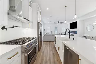 9233 Madera Rd, Houston, TX 77078 - Photo 11