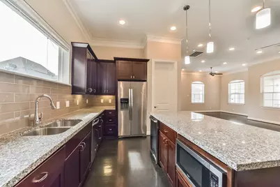 5635 Kiam Street #C, Houston, TX 77007 - Photo 13