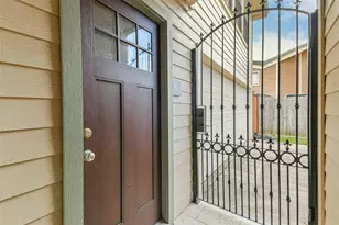 3911 Cherry Forest Dr, Houston, TX 77088 - Photo 41