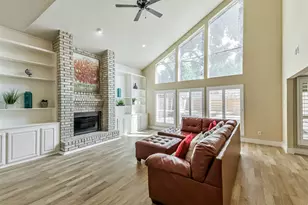 3911 Cherry Forest Dr, Houston, TX 77088 - Photo 5