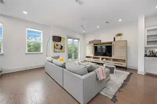 2825 Hicks St, Houston, TX 77007 - Photo 9