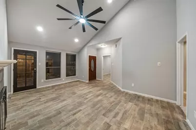 3818 Red Fir Drive, Houston, TX 77088 - Photo 9