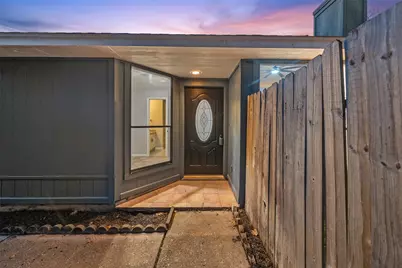 3818 Red Fir Drive, Houston, TX 77088 - Photo 3