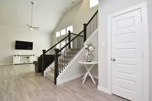 308 Spruce Oak Ln, Waller, TX 77484 - Photo 5