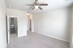 32 Woodland Hills Dr, Conroe, TX 77303 - Photo 11